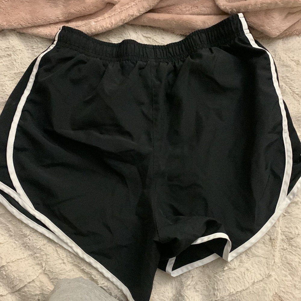 Nike athletic shorts size s with liners cut out - Picture 2 of 2